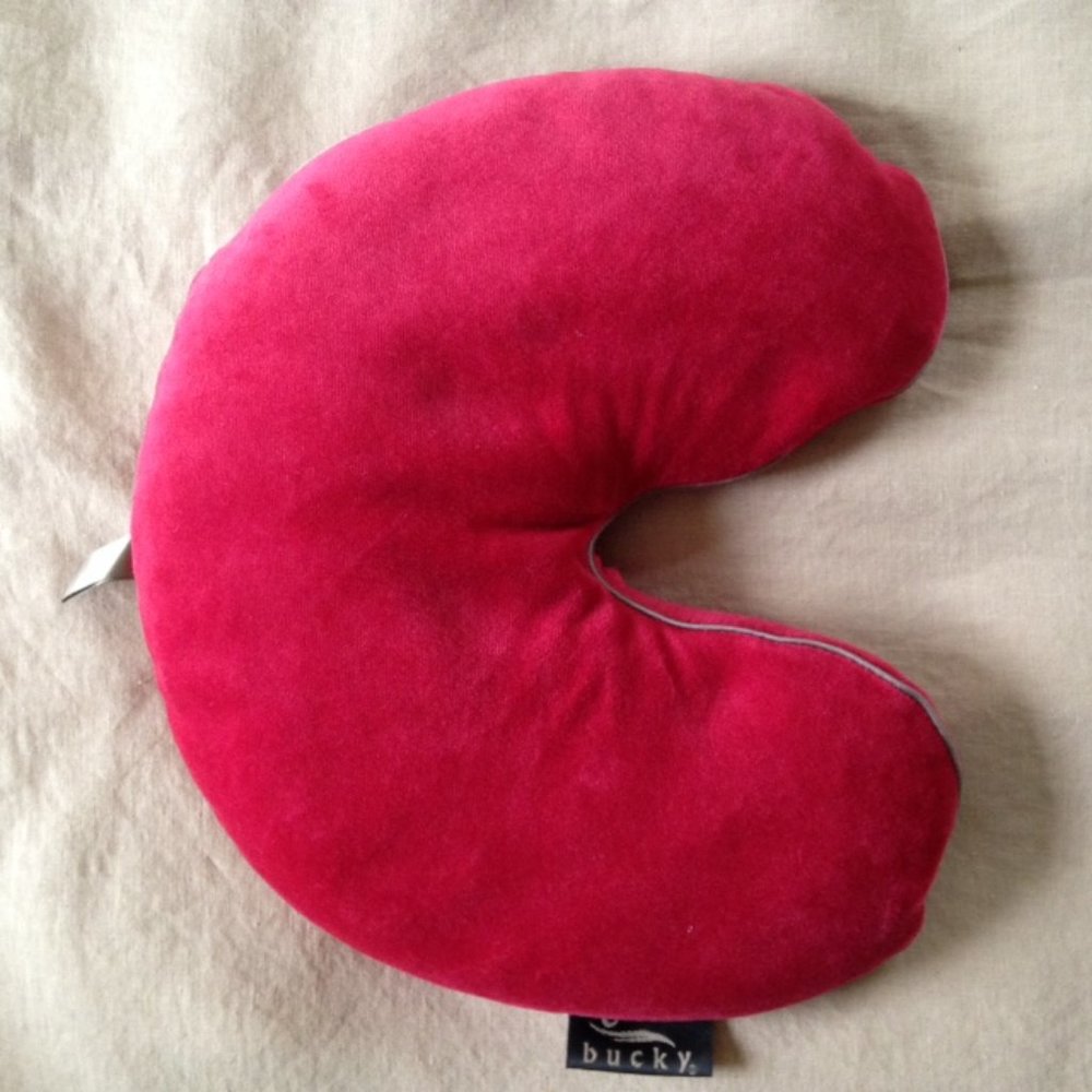 Bucky Utopia Buckwheat Neck Pillow